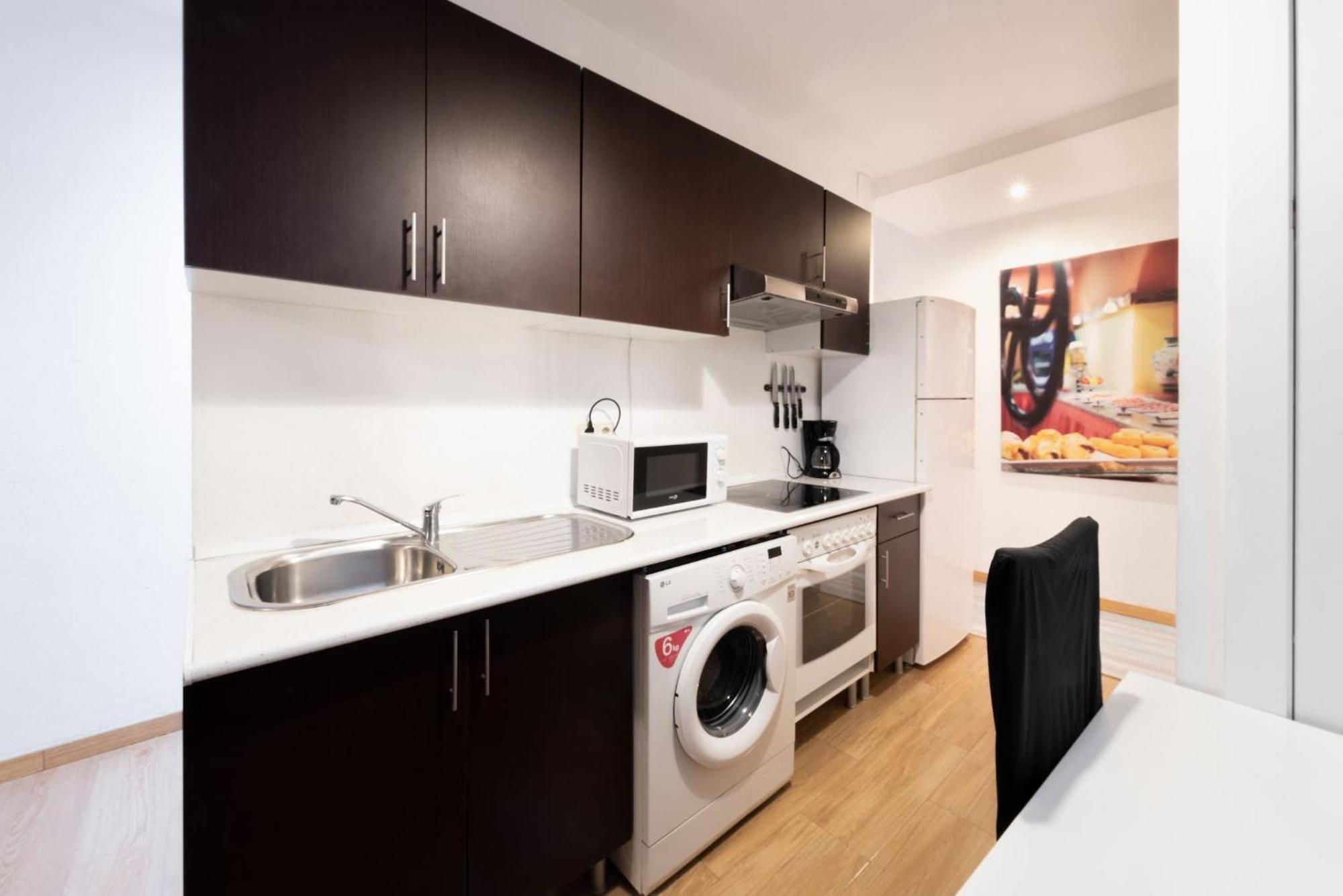 Day Santo Domingo Centro Gran Via Sol Malasana Apartment Madrid